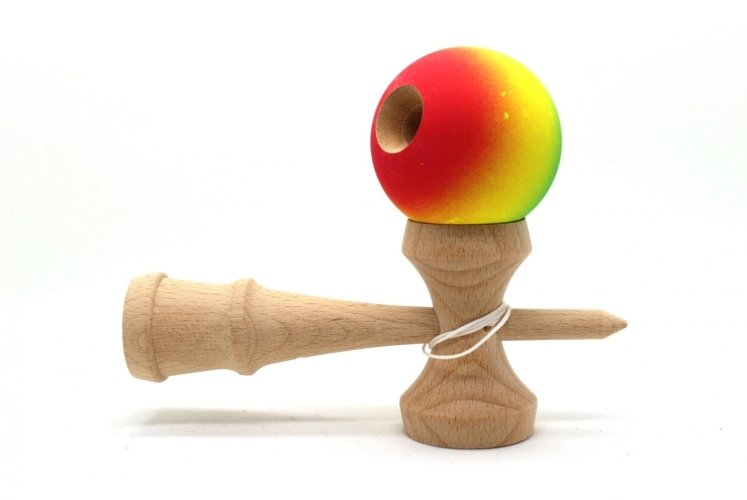 Kendama din Lemn 18cm – Provocare, Distracție și Stil Culore Unica