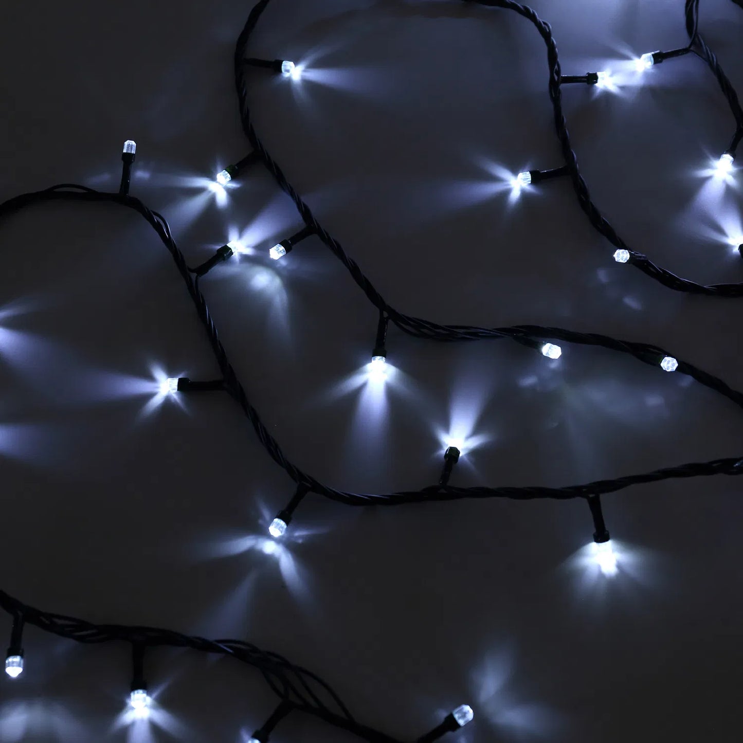 Instalație de Crăciun 18m cu 300 LED-uri – Multicolor, 8 Moduri de Iluminare, pentru Interior și Exterior