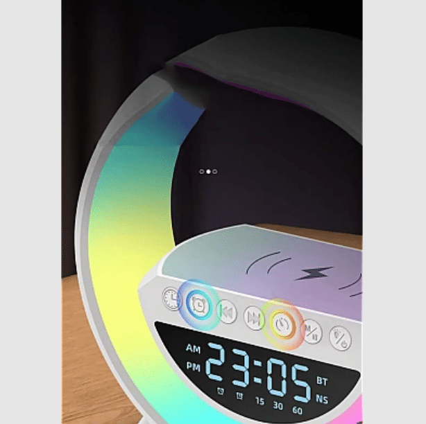 Boxă Bluetooth 3 în 1 cu Încărcător Wireless, Ceas Digital, Radio FM și Lumină LED RGB – Smart, Elegantă și Multifuncțională