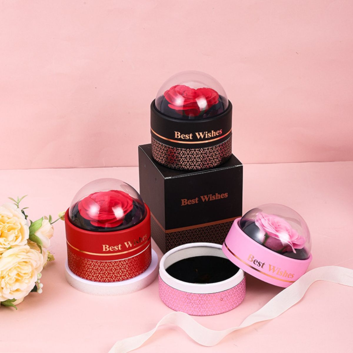 Cutie Cadou Rotundă "Dragobete" cu Trandafir din Săpun, Sertar pentru Bijuterii , 11x10 cm